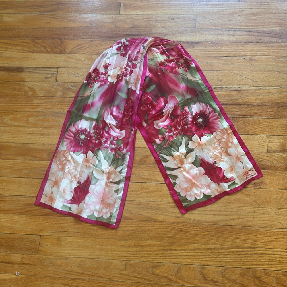 Oscar De La Renta Floral Scarf
